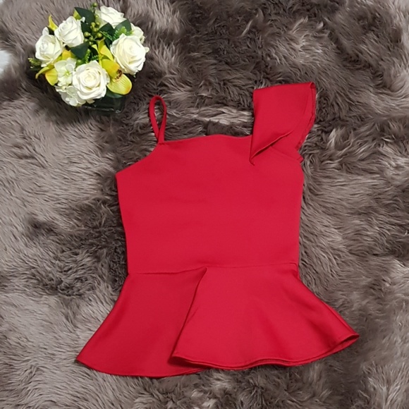 Red Peplum One Side Ruffle Top  ♥️ - Picture 2 of 5